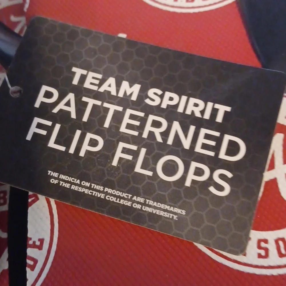 Alabama Crimson tide flip flops men's size 11-12 nwt